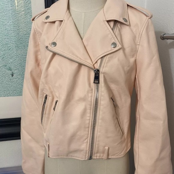 Levi's Jackets & Blazers - Levi’s Pink Faux Leather Strauss Moto Jacket Zip Up MEDIUM